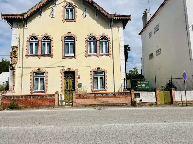 Moradia T7 para Venda em Abrantes (São Vicente e São João) e Alferrarede Foto 1