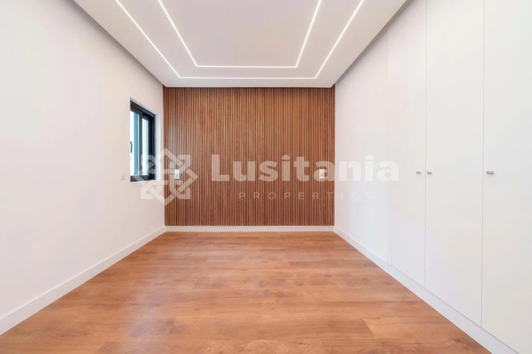 Apartamento T2 para Venda em Quarteira Foto 29