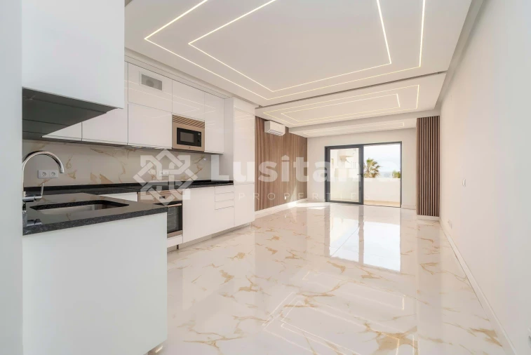 Apartamento T2 para Venda em Quarteira Foto 2