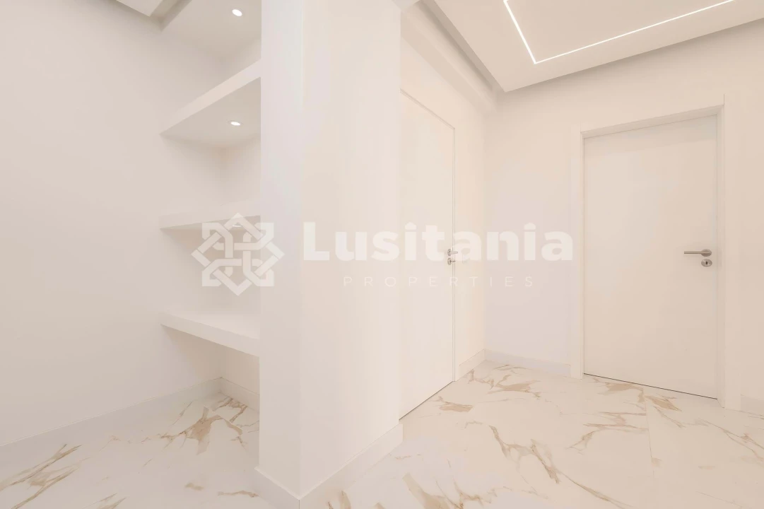 Apartamento T2 para Venda em Quarteira Foto 26