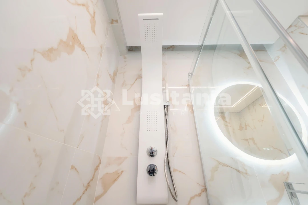 Apartamento T2 para Venda em Quarteira Foto 23