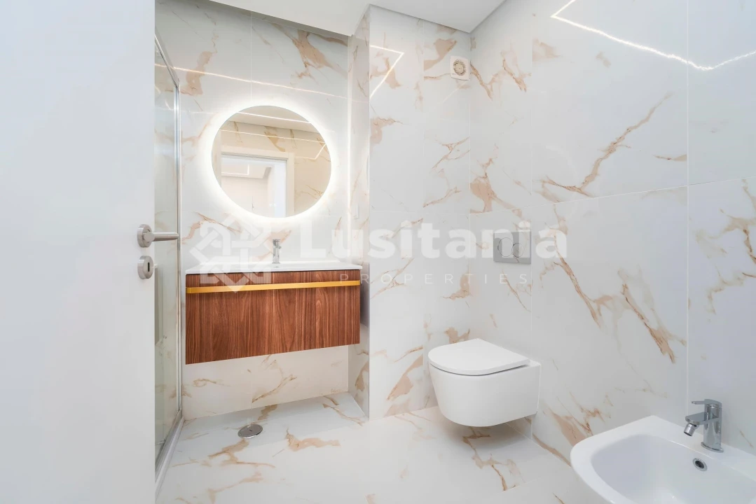 Apartamento T2 para Venda em Quarteira Foto 18