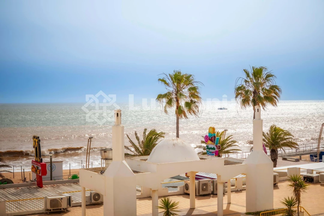 Apartamento T2 para Venda em Quarteira Foto 1