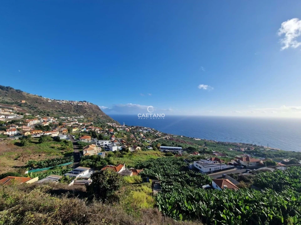 Terreno para Venda em Calheta Foto 2
