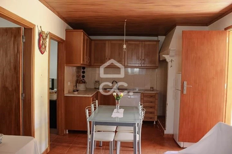 Prédio para Venda em Vieira de Leiria Foto 5