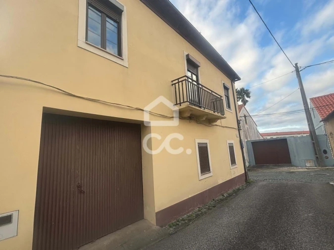 Prédio para Venda em Vieira de Leiria Foto 2