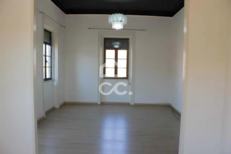 Prédio para Venda em Vieira de Leiria Foto 33