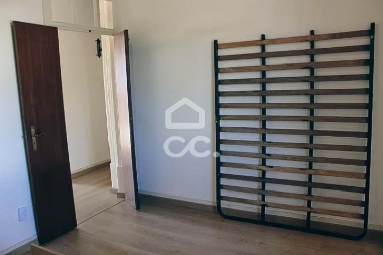 Prédio para Venda em Vieira de Leiria Foto 36