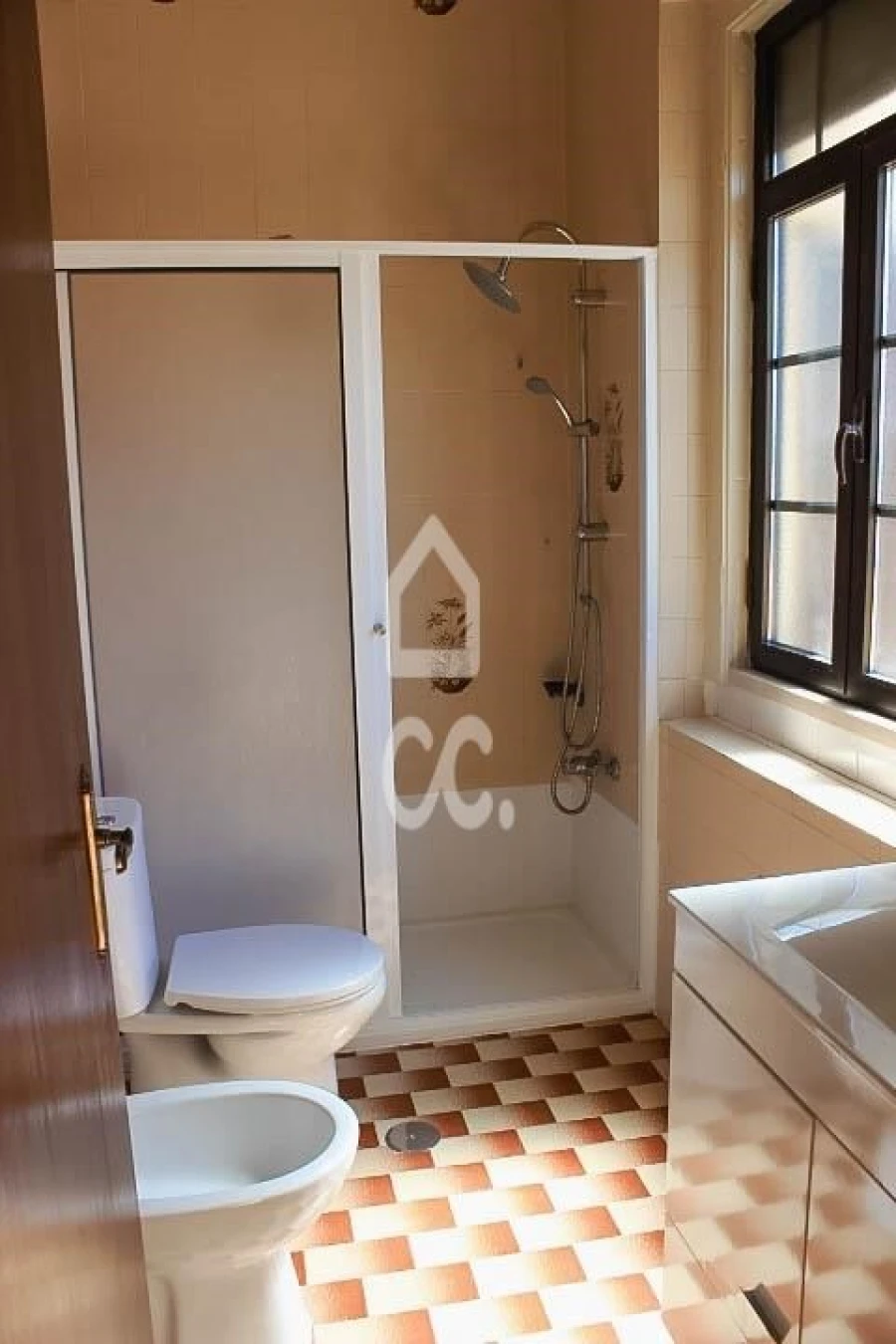 Prédio para Venda em Vieira de Leiria Foto 8