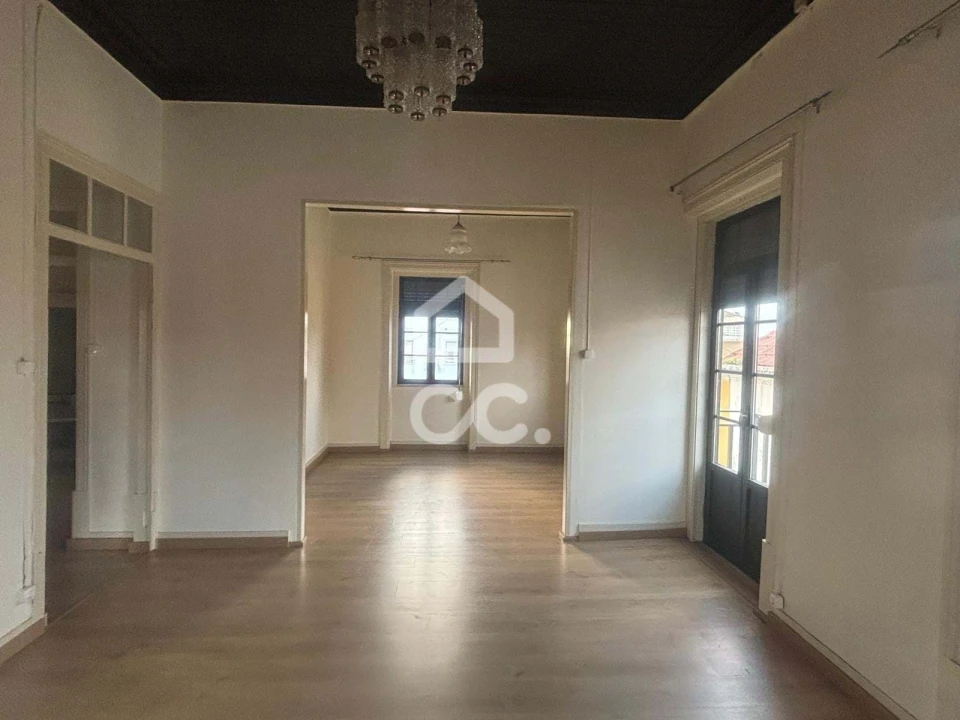 Prédio para Venda em Vieira de Leiria Foto 10