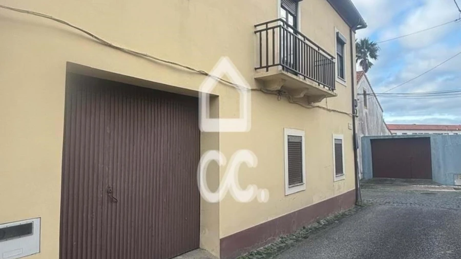 Prédio para Venda em Vieira de Leiria