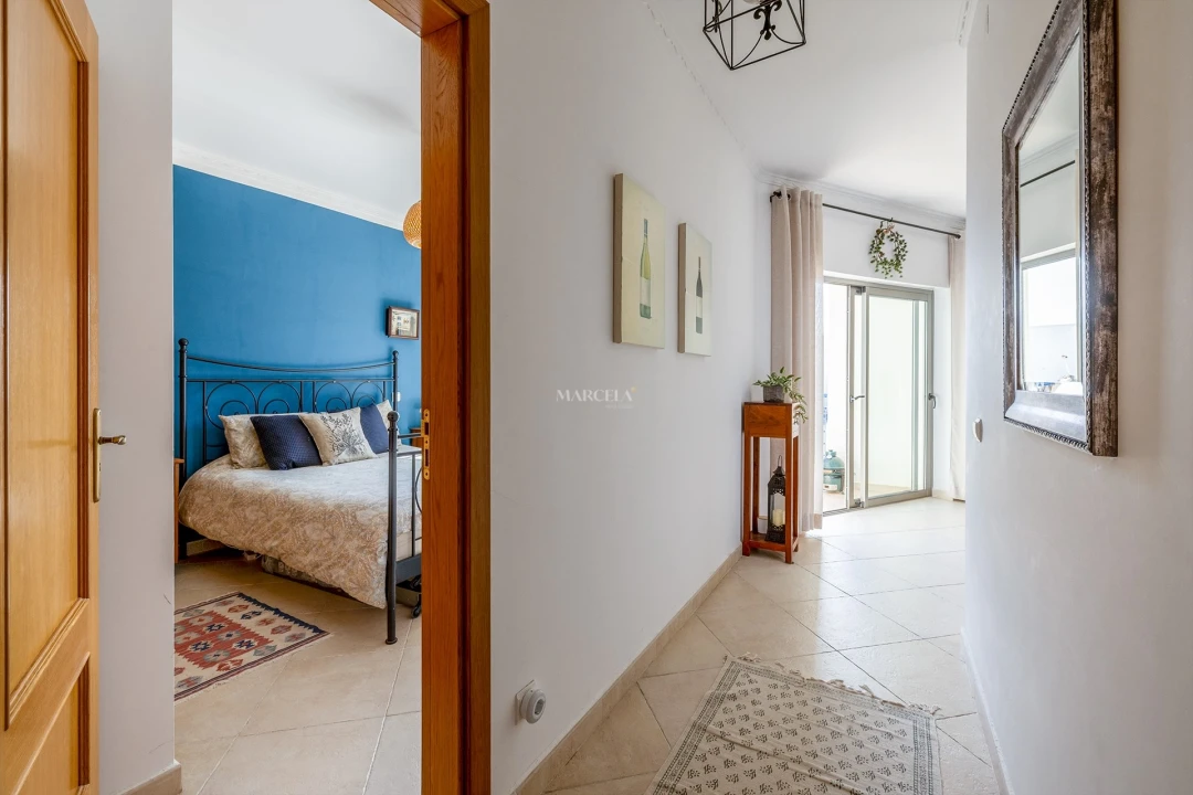 Apartamento T2 para Venda em Vila do Bispo e Raposeira Foto 14