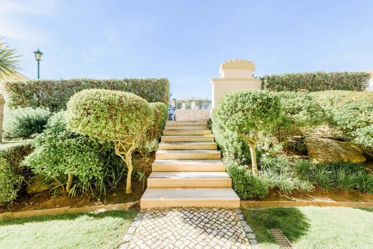 Moradia T3 para Venda em Lagos (São Sebastião e Santa Maria) Foto 4