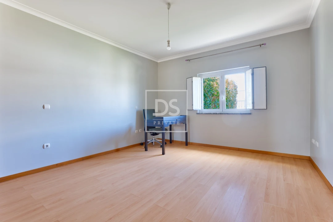 Moradia T4 para Venda em Quinta do Anjo Foto 23