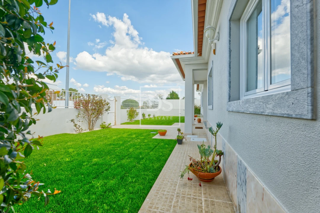 Moradia T4 para Venda em Quinta do Anjo Foto 45