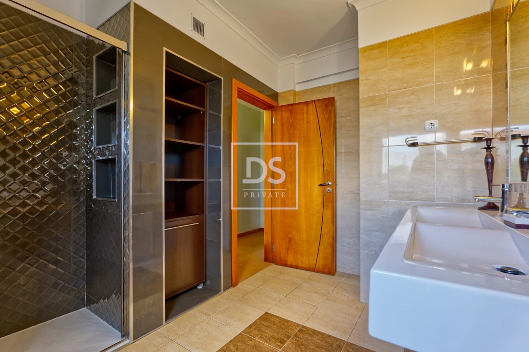 Moradia T4 para Venda em Quinta do Anjo Foto 14