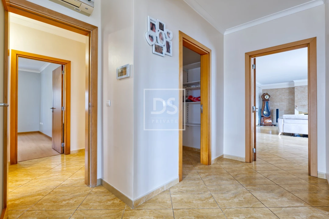 Moradia T4 para Venda em Quinta do Anjo Foto 8