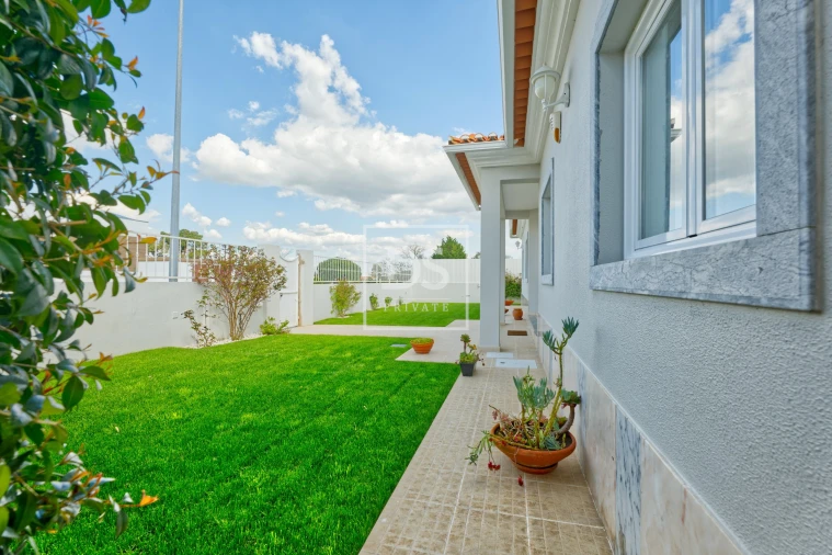 Moradia T4 para Venda em Quinta do Anjo Foto 45