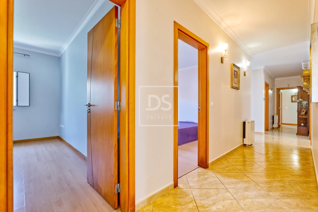 Moradia T4 para Venda em Quinta do Anjo Foto 30