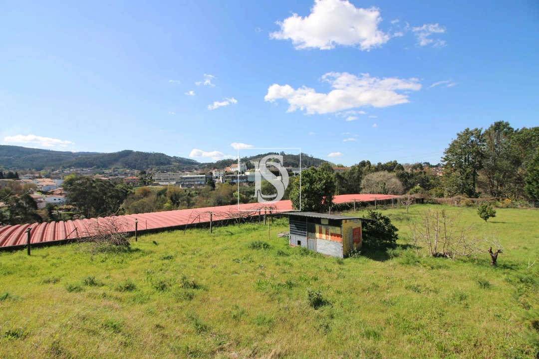 Terreno para Venda em Vila das Aves Foto 1