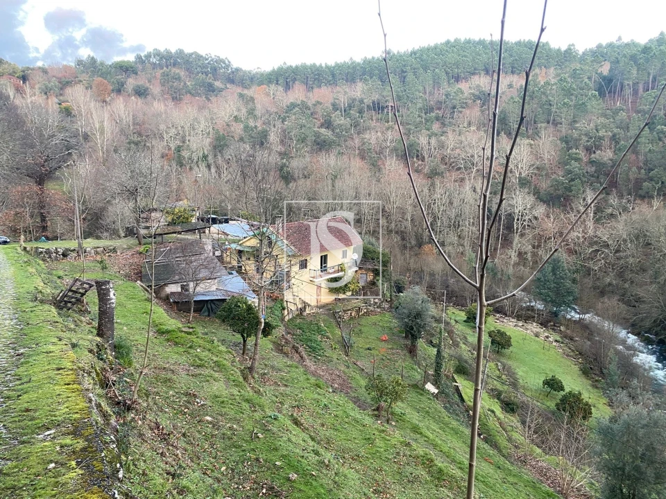 Quinta T4 para Venda em Cabeceiras de Basto Foto 2