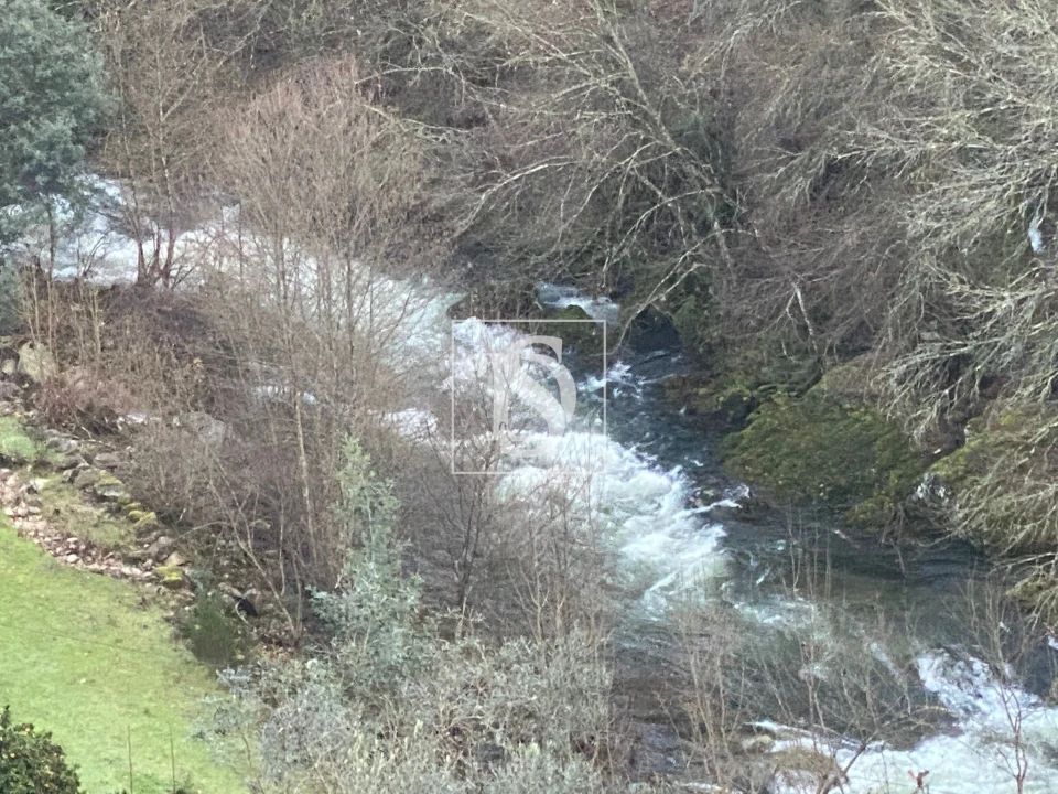 Quinta T4 para Venda em Cabeceiras de Basto Foto 1