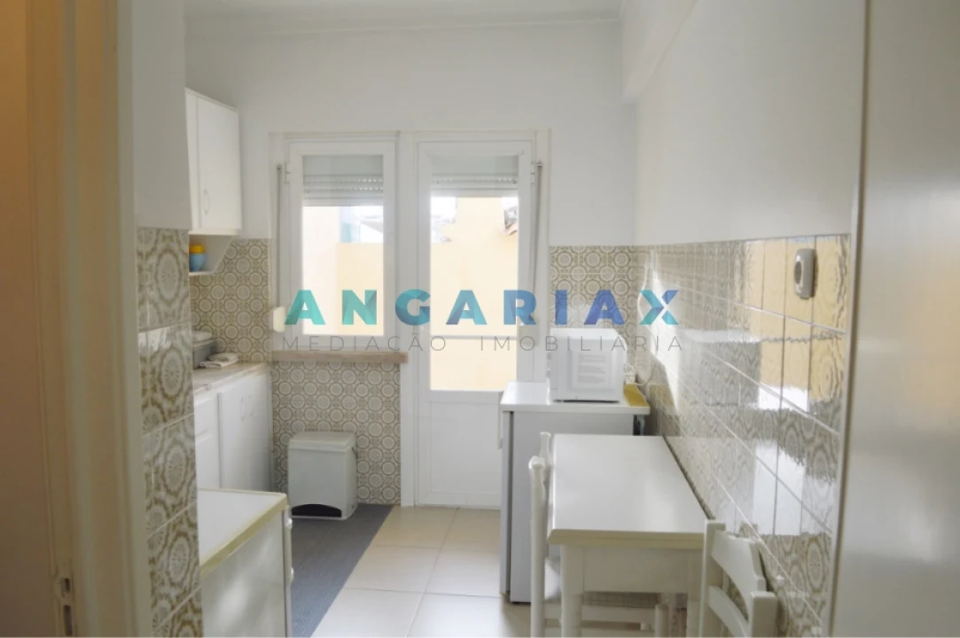 Apartamento T2 para Venda em Sacavém e Prior Velho Foto 13