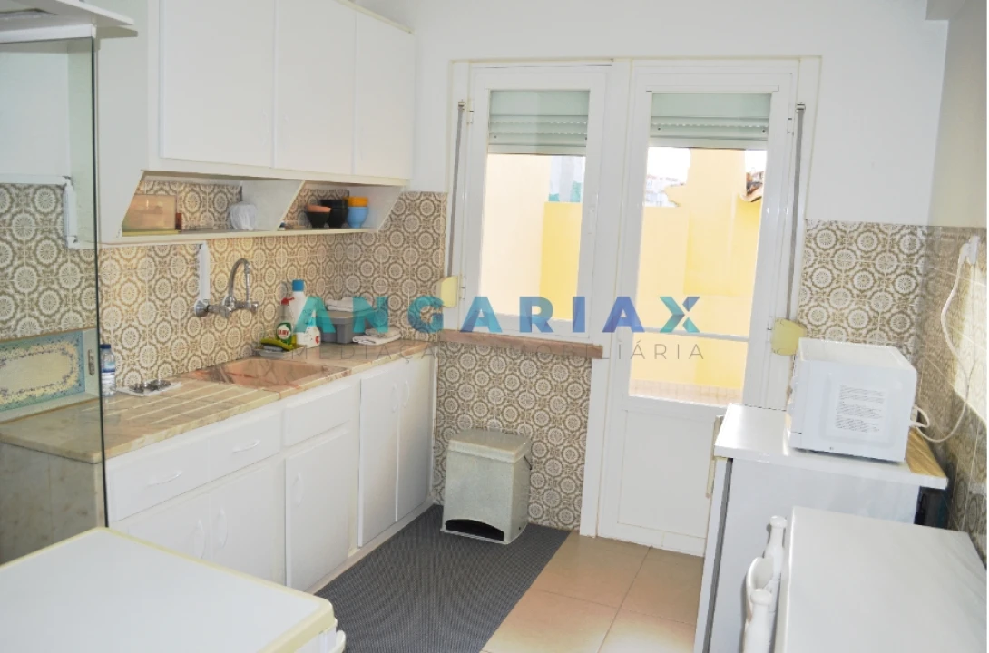 Apartamento T2 para Venda em Sacavém e Prior Velho Foto 6