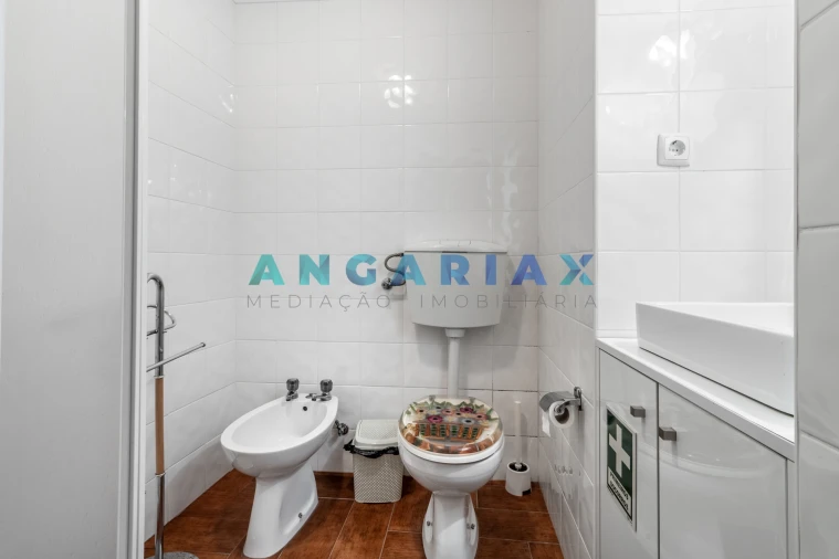 Moradia T5 para Venda em Castanheira de Pêra e Coentral Foto 16