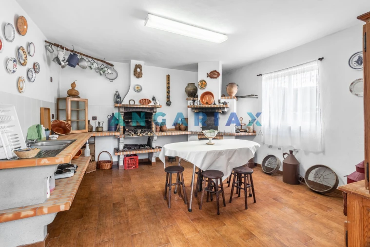 Moradia T5 para Venda em Castanheira de Pêra e Coentral Foto 42