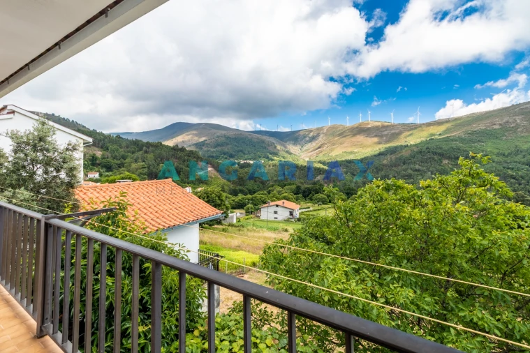 Moradia T5 para Venda em Castanheira de Pêra e Coentral Foto 27