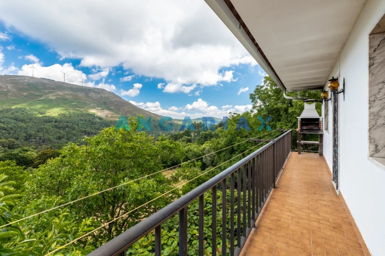 Moradia T5 para Venda em Castanheira de Pêra e Coentral Foto 26