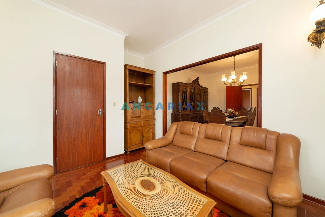 Moradia T3 para Venda em Almalagues Foto 31