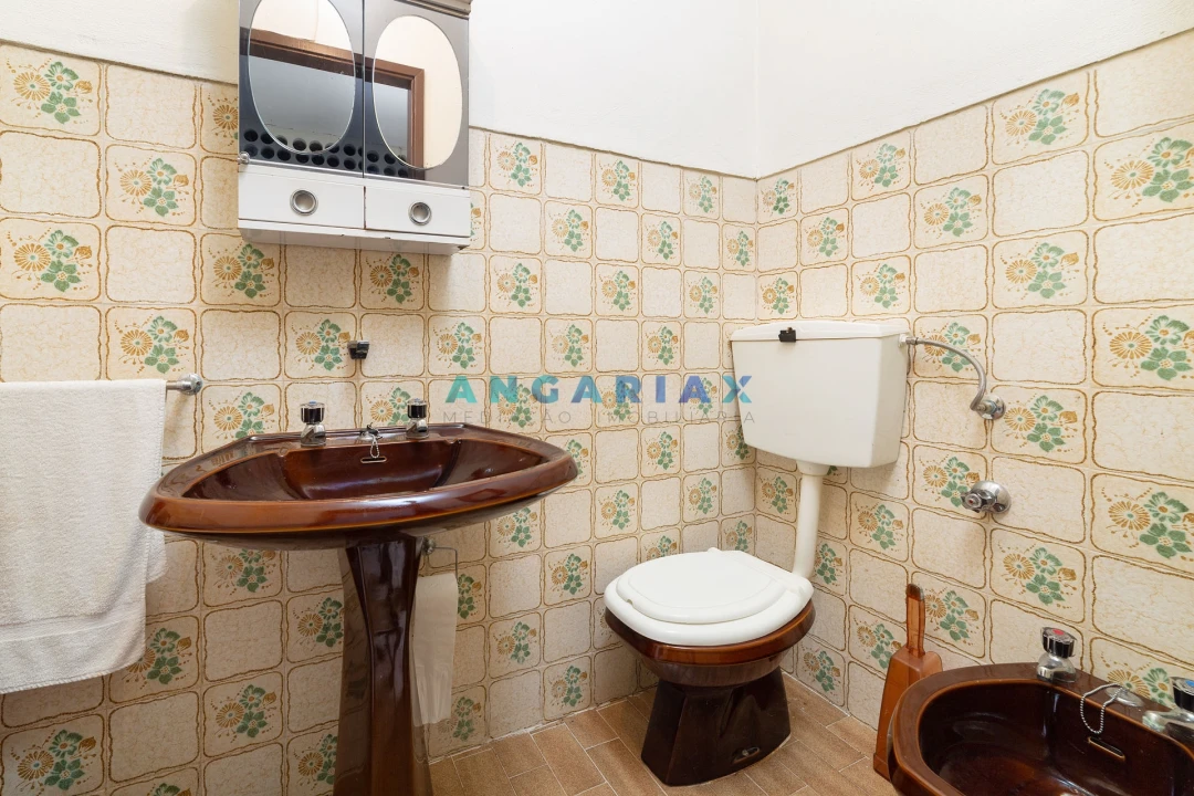 Moradia T3 para Venda em Almalagues Foto 17