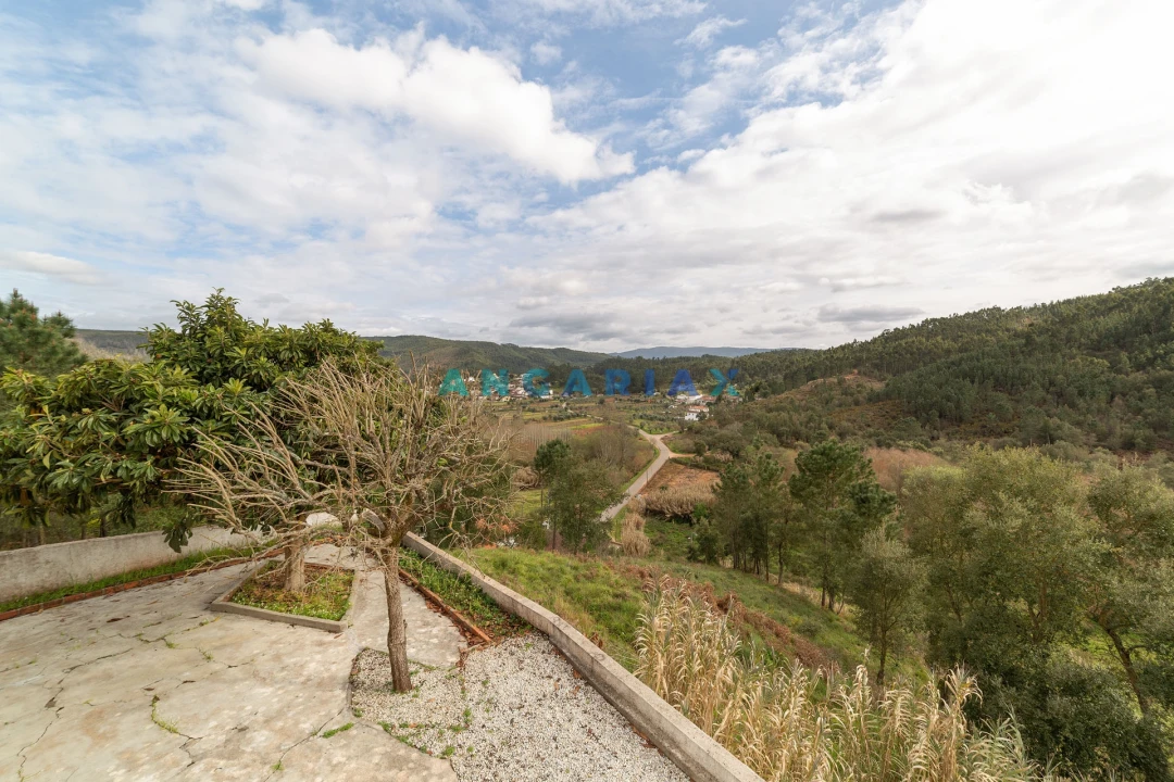 Moradia T3 para Venda em Almalagues Foto 49