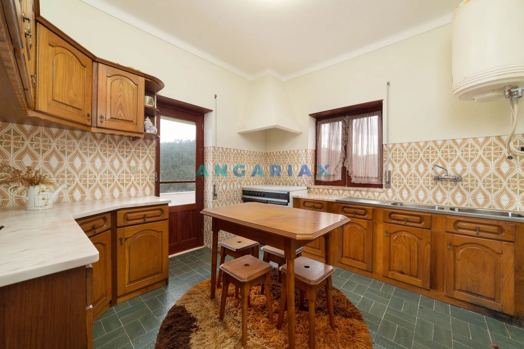 Moradia T3 para Venda em Almalagues Foto 22