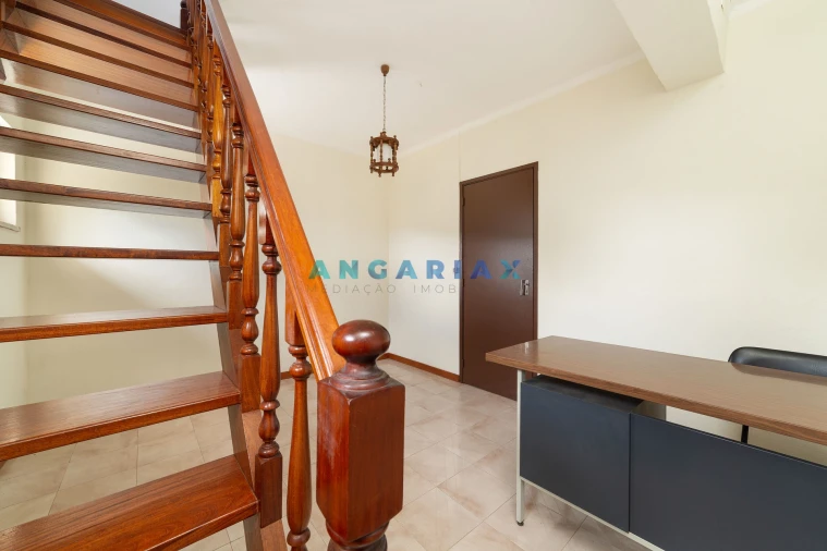 Moradia T3 para Venda em Almalagues Foto 19