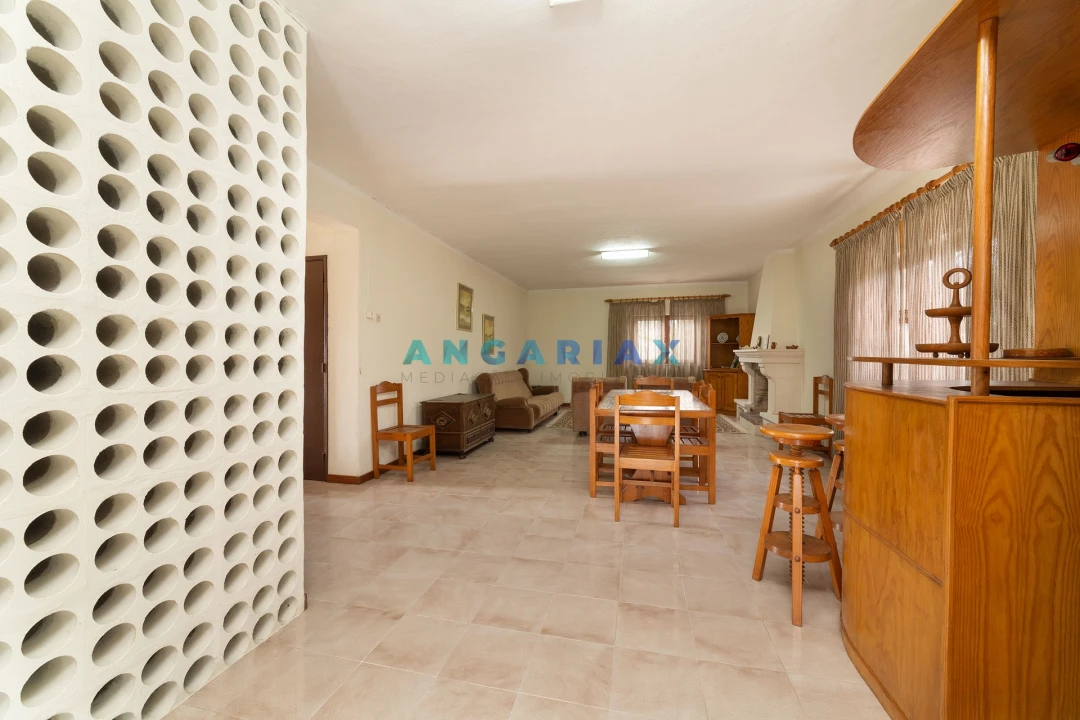 Moradia T3 para Venda em Almalagues Foto 16