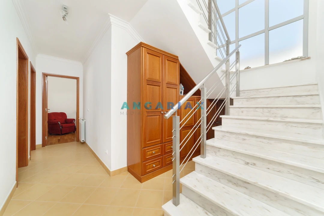 Moradia T4 para Venda em Lavos Foto 13