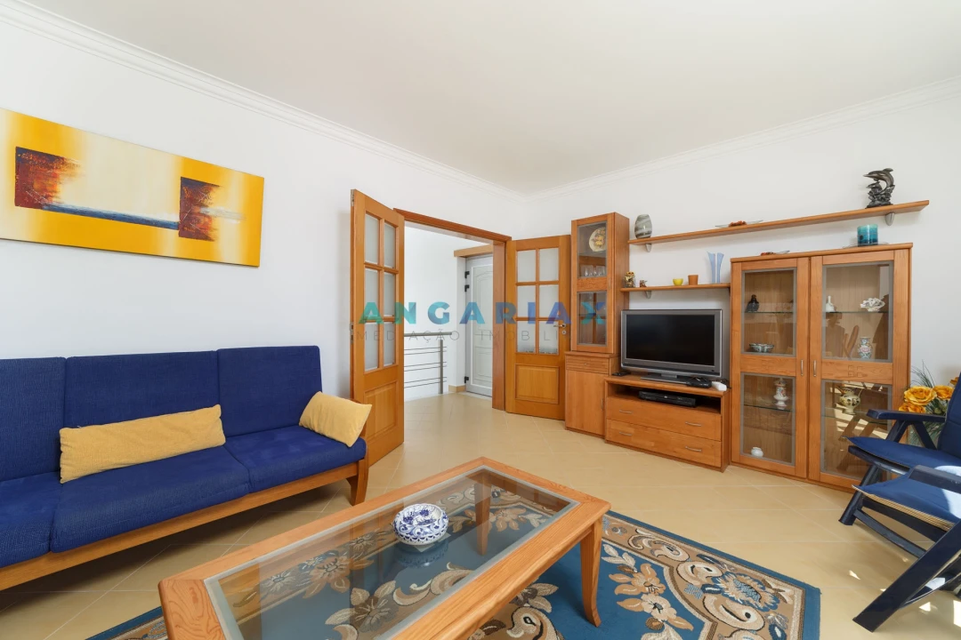 Moradia T4 para Venda em Lavos Foto 9