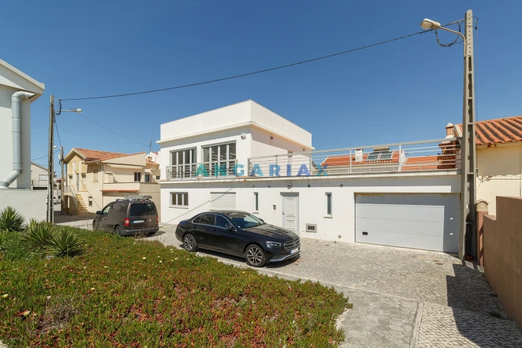 Moradia T4 para Venda em Lavos Foto 36