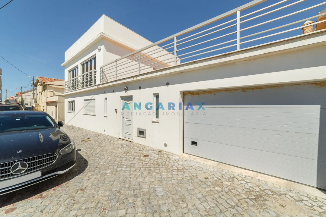Moradia T4 para Venda em Lavos Foto 35