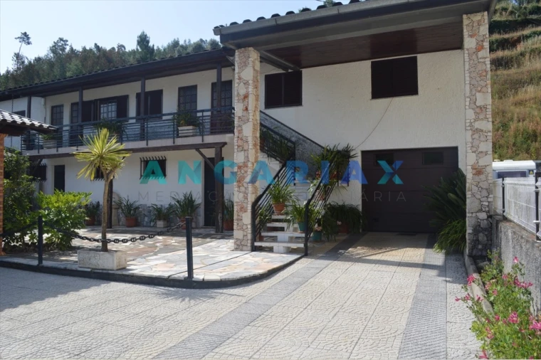 Moradia T4 para Venda em Semide e Rio Vide Foto 3