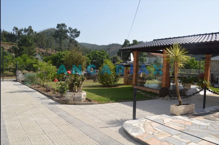 Moradia T4 para Venda em Semide e Rio Vide Foto 9