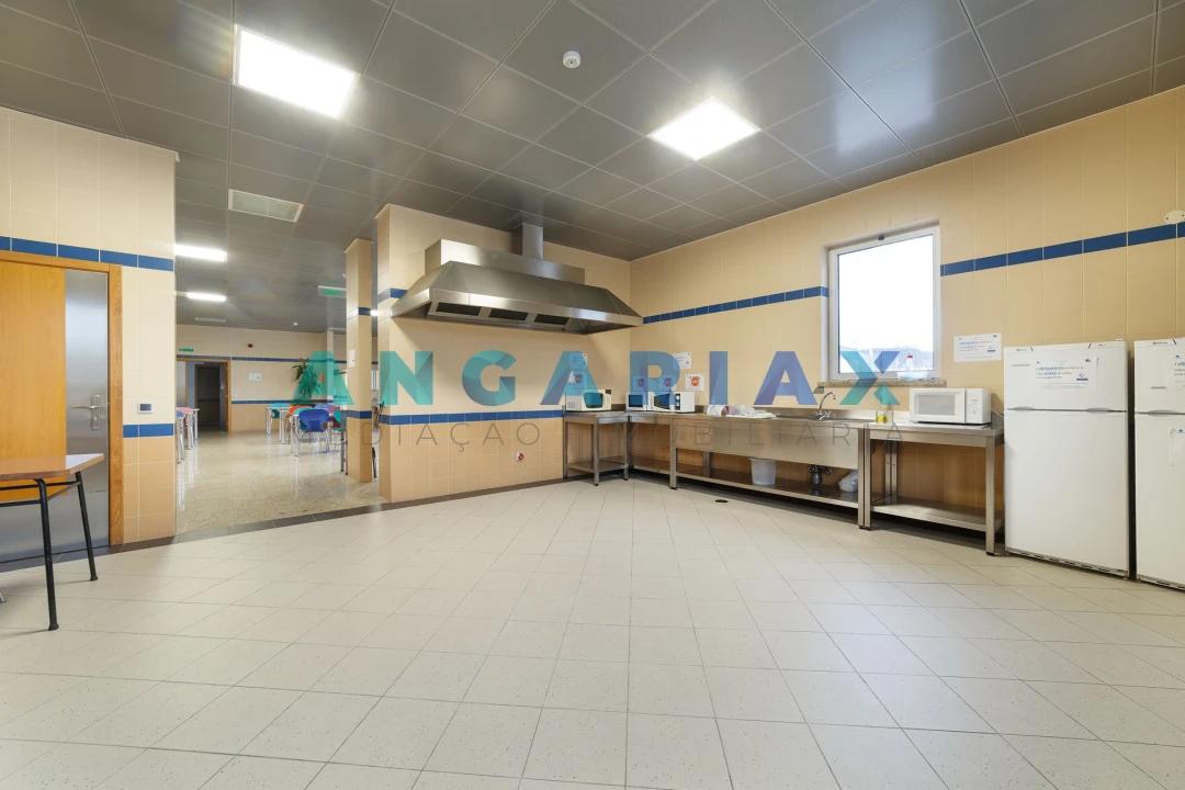 Negócio para Venda em Porto de Mós - São João Baptista e São Pedro Foto 21