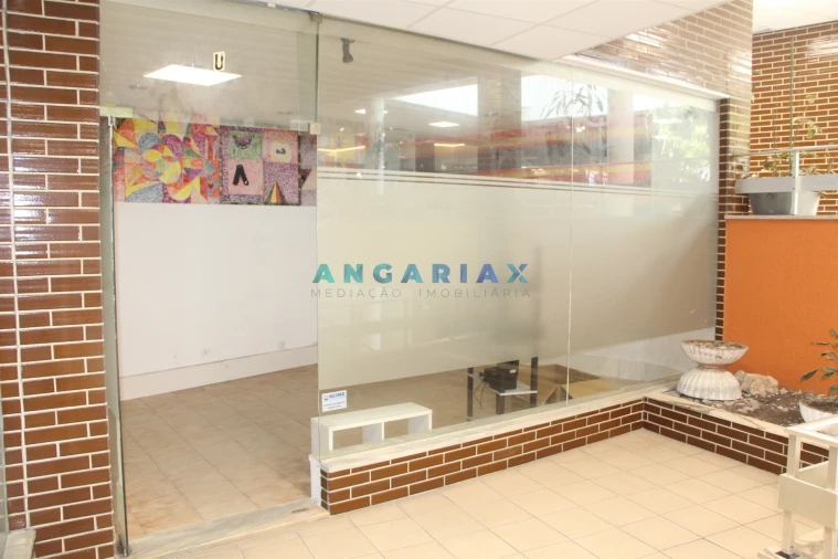 Loja para Venda em Marinha Grande Foto 2