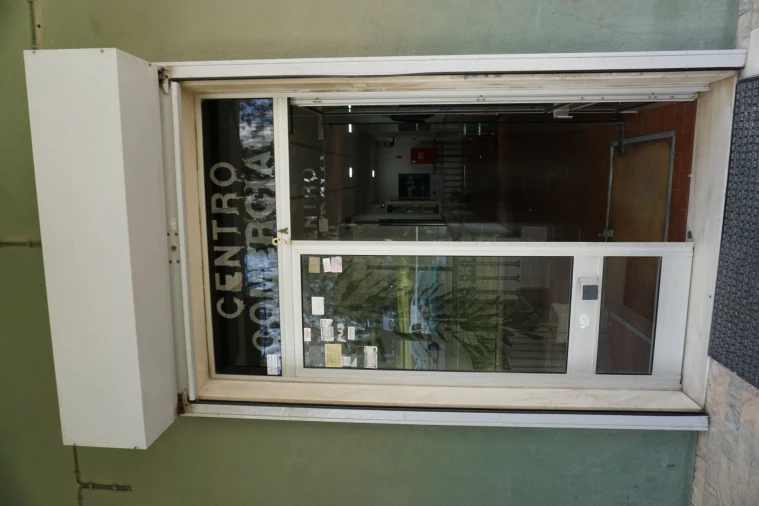 Loja para Venda em Póvoa de Santa Iria e Forte da Casa Foto 13