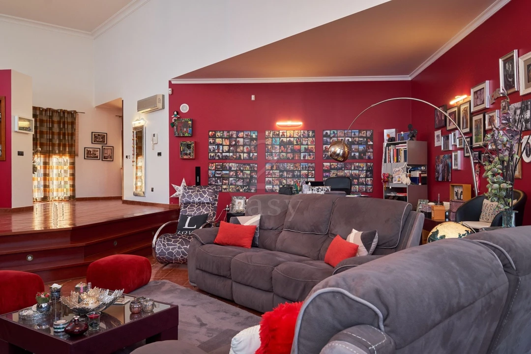 Moradia T5 para Venda em Ermidas-Sado Foto 8