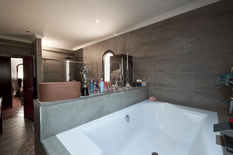 Moradia T5 para Venda em Ermidas-Sado Foto 33