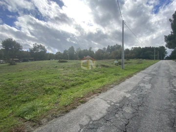 Terreno para Venda em Sabugal e Aldeia de Santo António